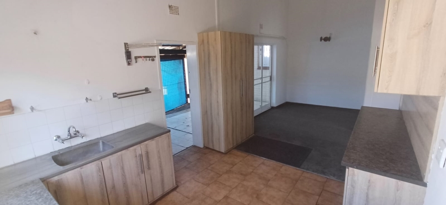 To Let 4 Bedroom Property for Rent in Hospitaalheuwel Free State